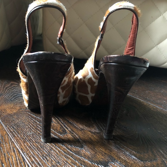 Donald Pliner Couture Leather Platform Slingback - Picture 8 of 9